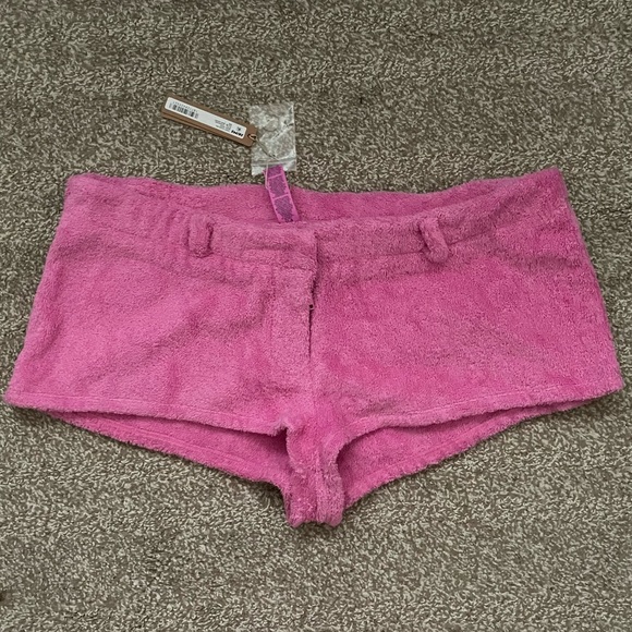 SKIMS Terry Cover Up Shorts - Picture 1 of 6